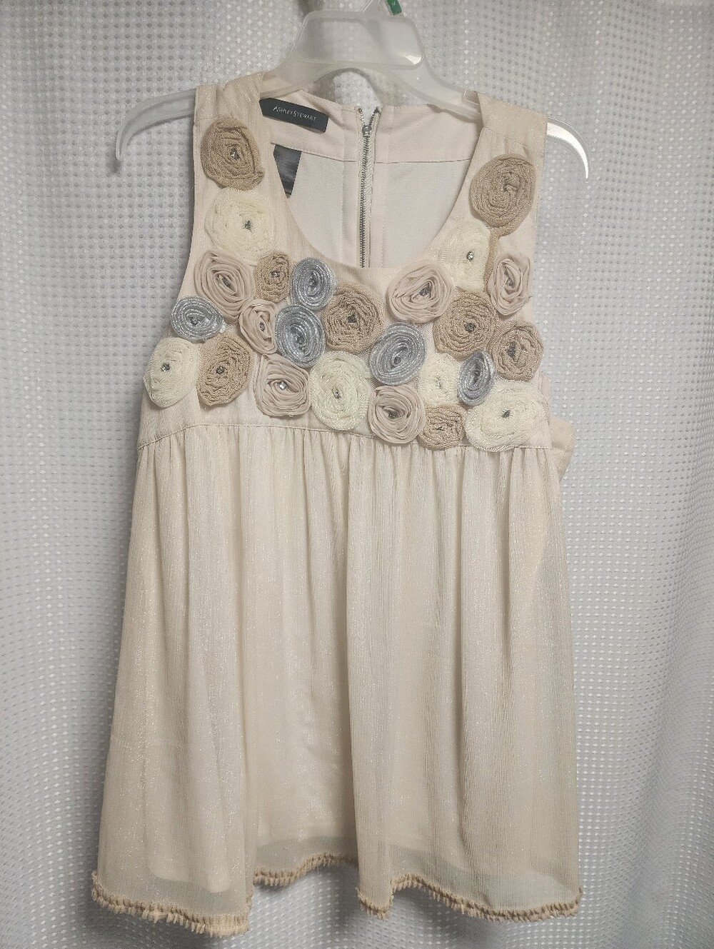 Ashley Stewart Cream Floral Rosette Tank SZ 18